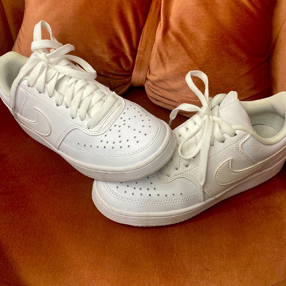 Nike Court Vision Low